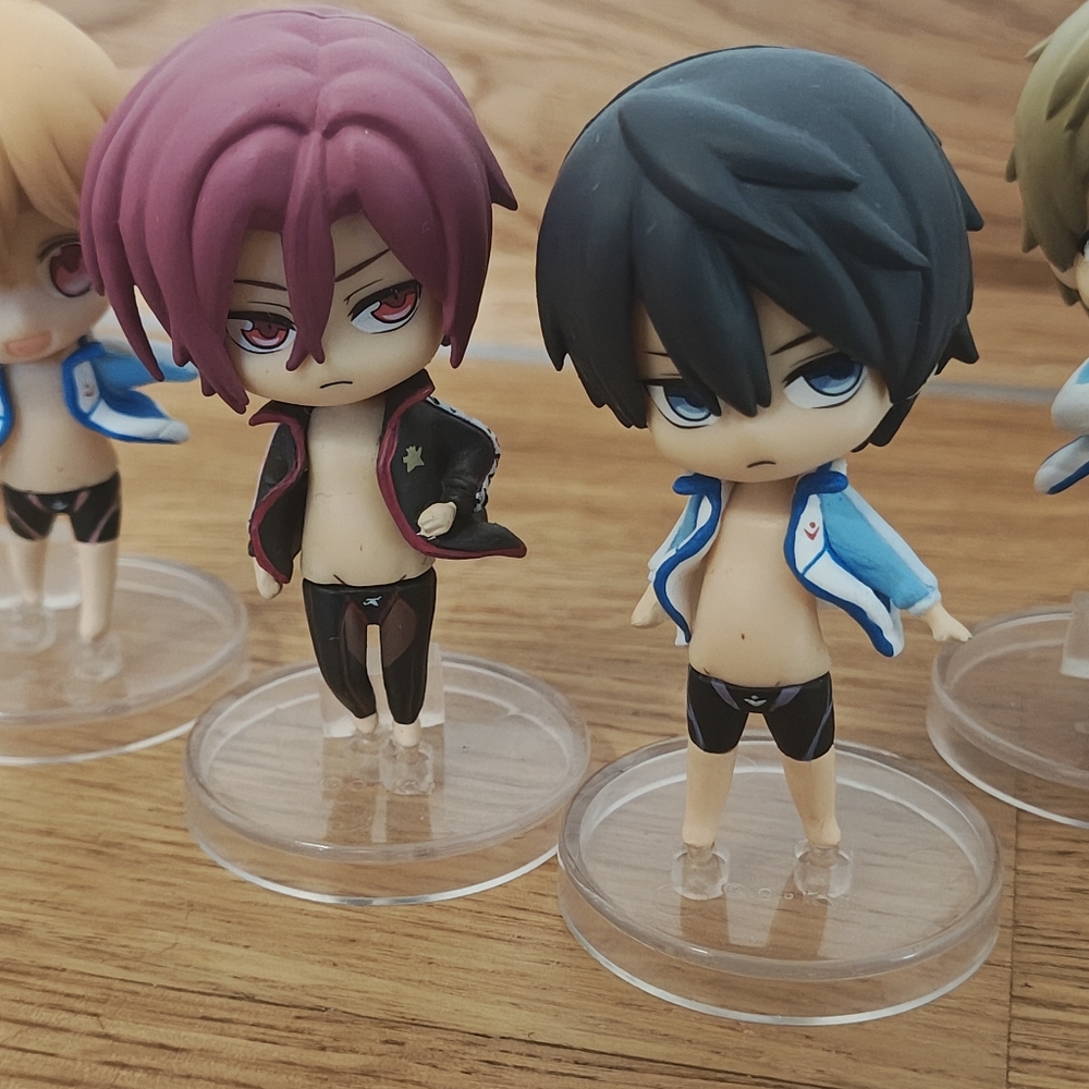 FREE! Iwatobi Swim Club Figurines Set (Media Factory) Anime